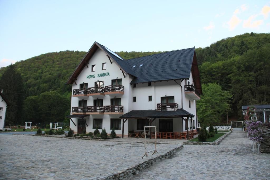 Отель Hotel Pastravaria Popas Стацьюня-Климатерикэ-Сымбэта-57